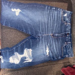 American Eagle “dream Jean”